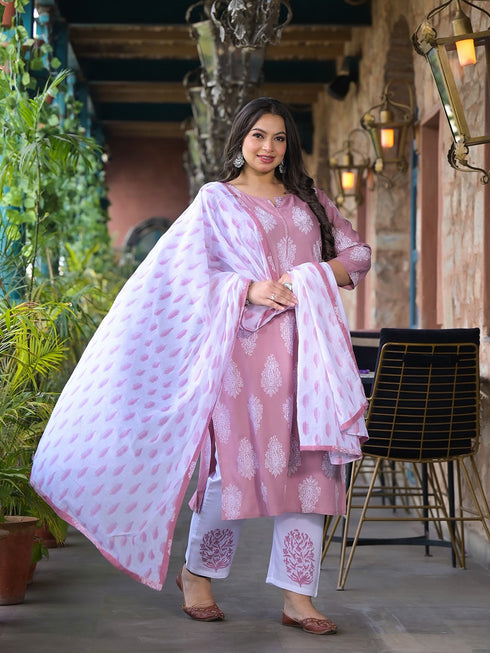 Women Plus Size Mauve Viscose Rayon Kurta Set With Dupatta